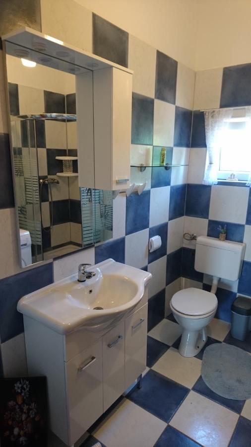 Apartman Vuleta Ražanac Екстериор снимка